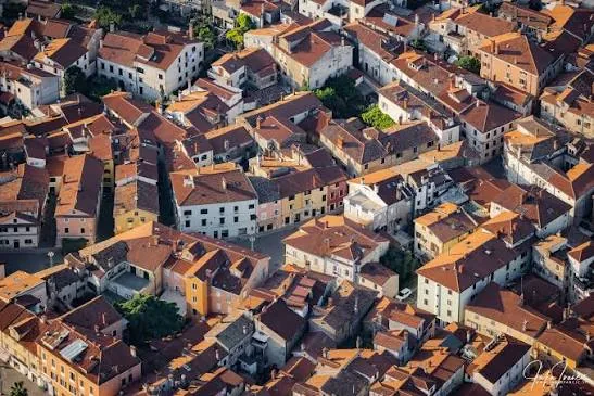 Pogled iz zraka na Koper.